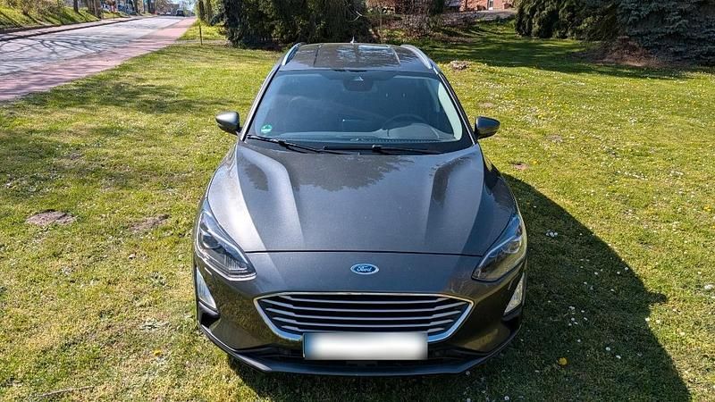 Brugt Ford Focus Cool & Connect 150 HK (110 kW) 2019 Grå Stationcar
