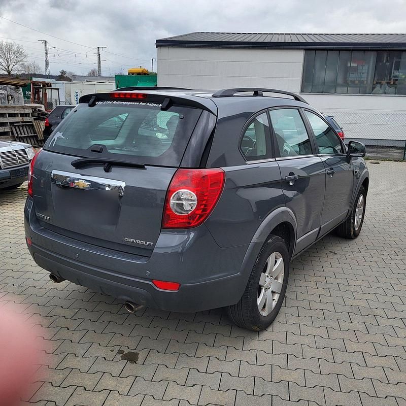 Gebraucht Chevrolet Captiva LS 167 PS (122 kW) 2011 Andere farben SUV