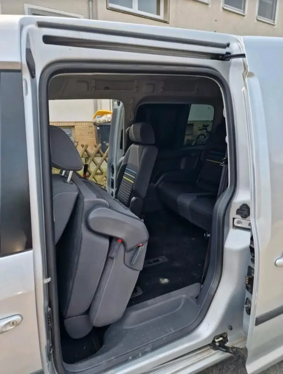 Gebraucht VW Caddy 102 PS (75 kW) 2015 Silber Van / Kleinbus