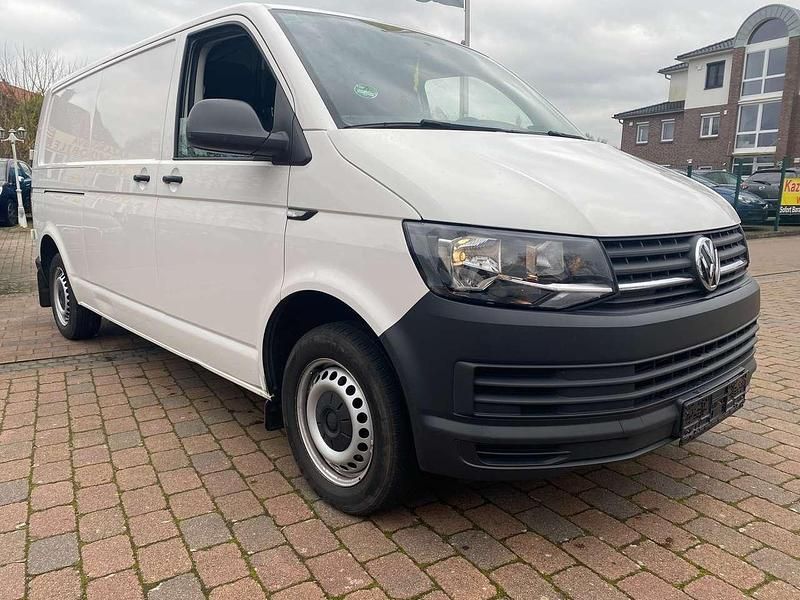 Candyweiß Gebraucht 2018 VW T6 Van | 16.499 € - Bild 1/4