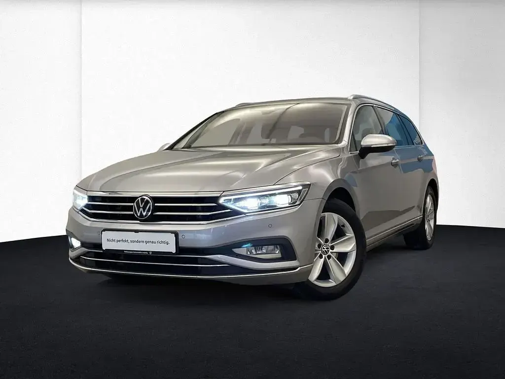 Brugt VW Passat Elegance 200 HK (147 kW) 2023 Sølv Stationcar