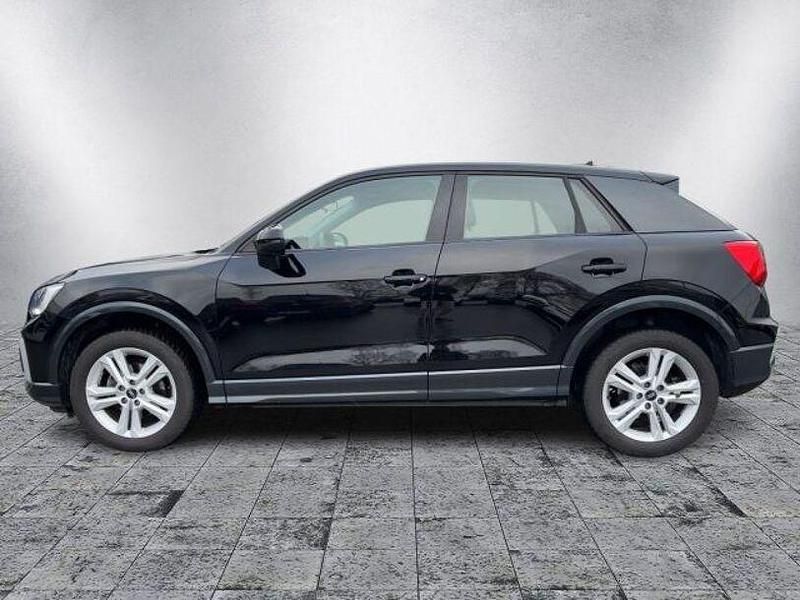 Gebraucht Audi Q2 Comfort 110 PS (80 kW) 2023 Schwarz SUV