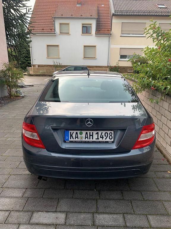 Gebraucht Mercedes C180 156 PS (114 kW) 2008 Grau Limousine