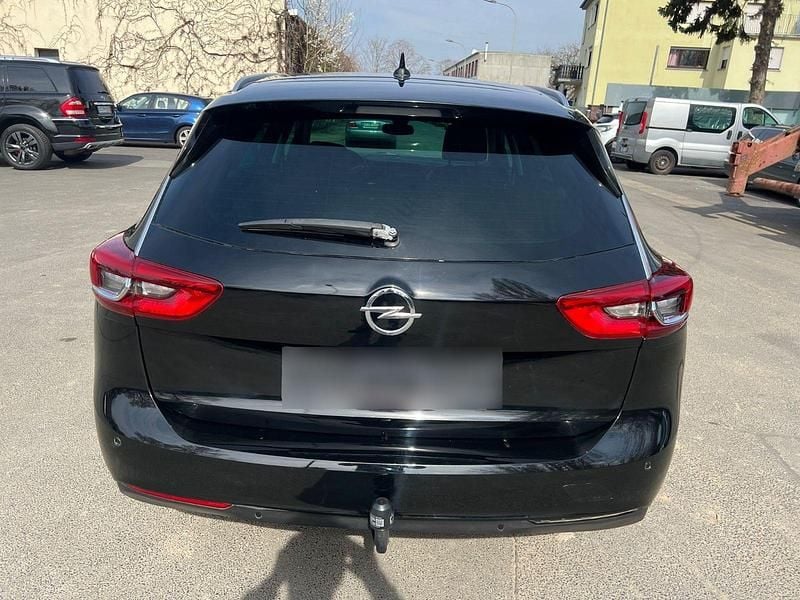 Gebraucht Opel Insignia Dynamic 170 PS (125 kW) 2019 Schwarz Kombi