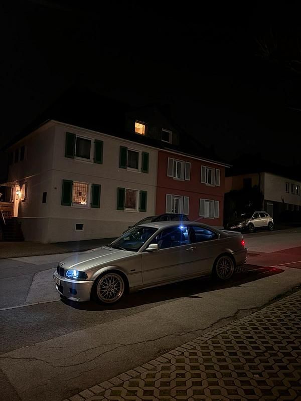 Gebraucht BMW 323 170 PS (125 kW) 1999 Silber Coupé