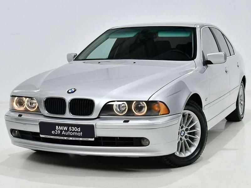 Silber Gebraucht 2002 BMW 530 Sport Line Limousine | 6.470 € (Superpreis) - Bild 1/4