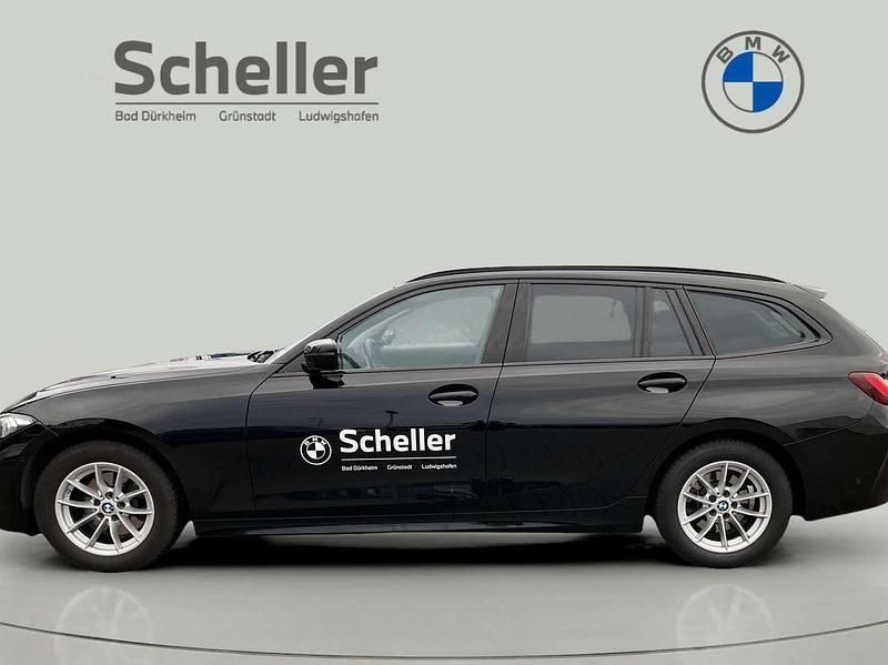 Gebraucht BMW 320 190 PS (139 kW) 2022 Schwarz Limousine