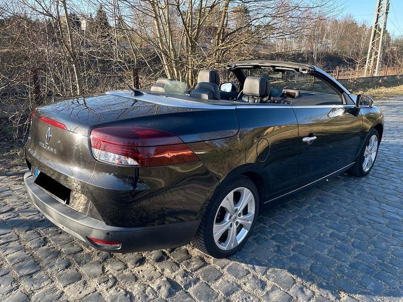 Gebraucht Renault Mégane Cabriolet Dynamique 131 PS (96 kW) 2010 Schwarz Cabrio