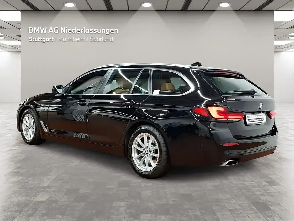 Gebraucht BMW 530 Sport Line 286 PS (210 kW) 2022 Schwarz Kombi