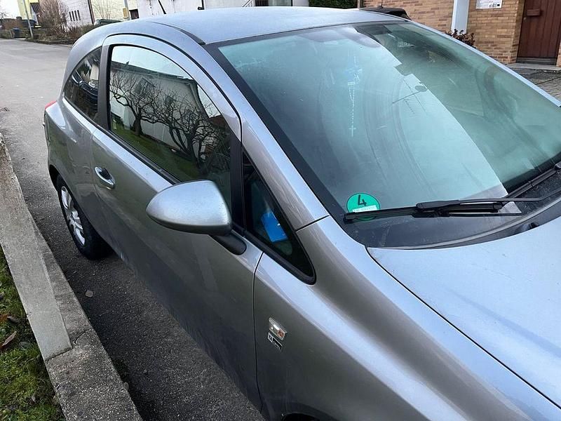 Gebraucht Opel Corsa Selection 101 PS (74 kW) 2012 Grau Kleinwagen