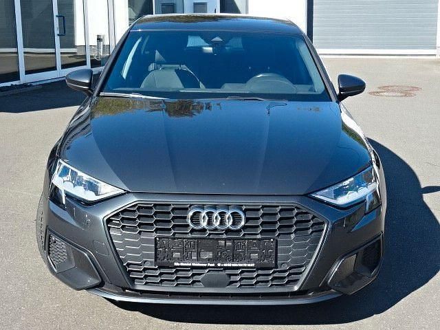 Gebraucht Audi A3 116 PS (85 kW) 2020 Grau Limousine