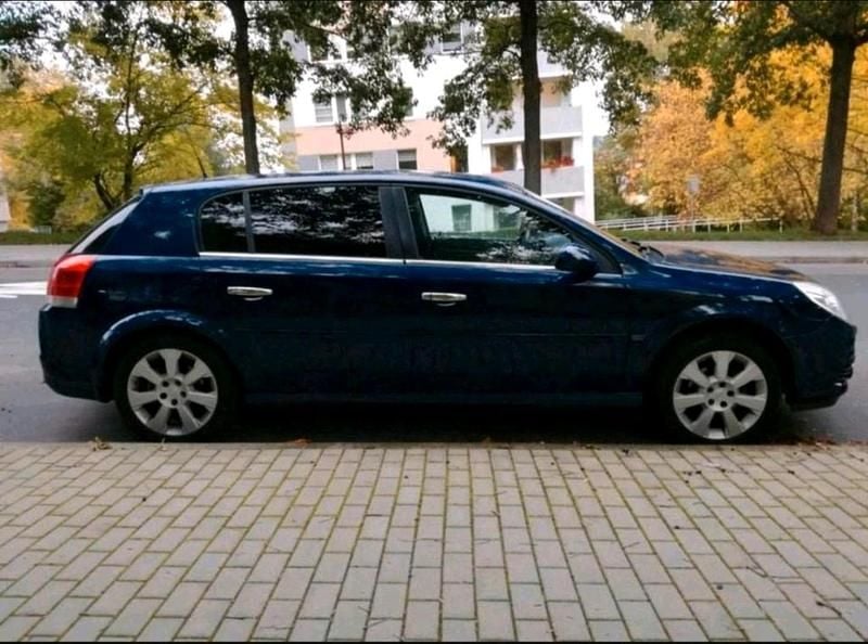 Gebraucht Opel Signum 155 PS (114 kW) 2006 Andere farben Kleinwagen
