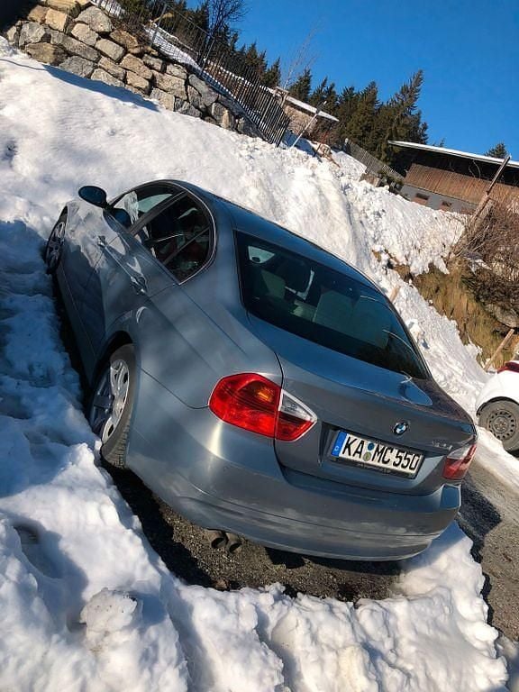 Gebraucht BMW 325 218 PS (160 kW) 2005 Grün Limousine