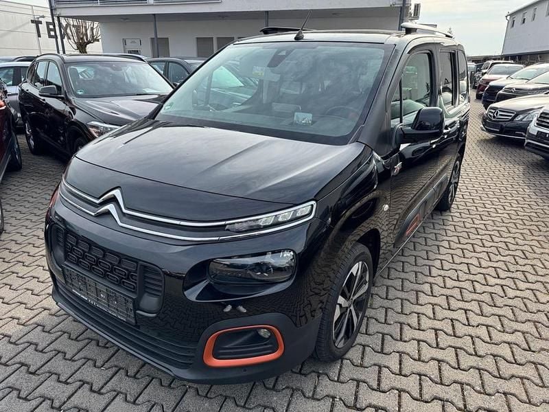 Gebraucht Citroën Berlingo XTR 131 PS (96 kW) 2019 Schwarz Van / Kleinbus