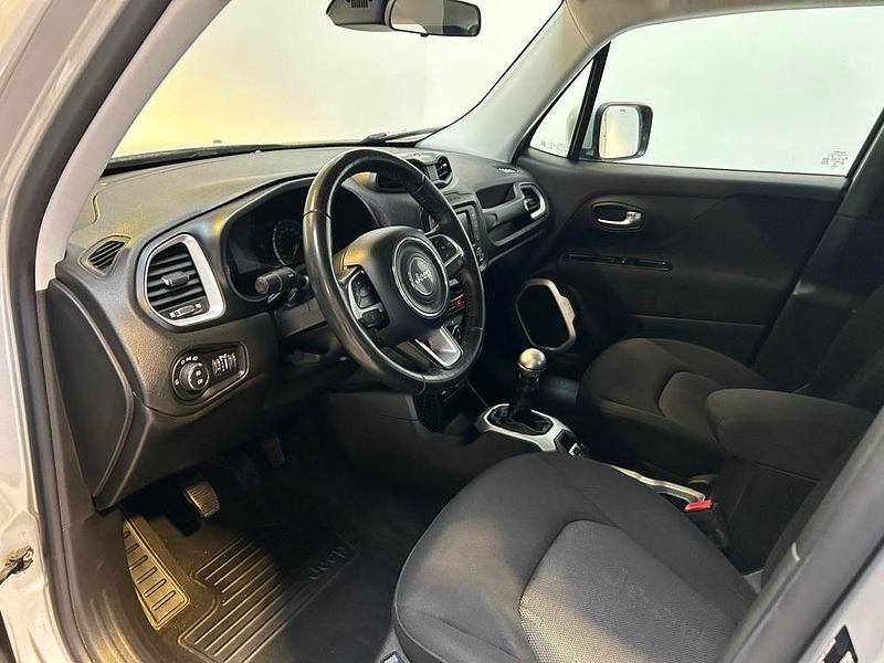 Gebraucht Jeep Renegade Longitude 140 PS (102 kW) 2016 Silber SUV