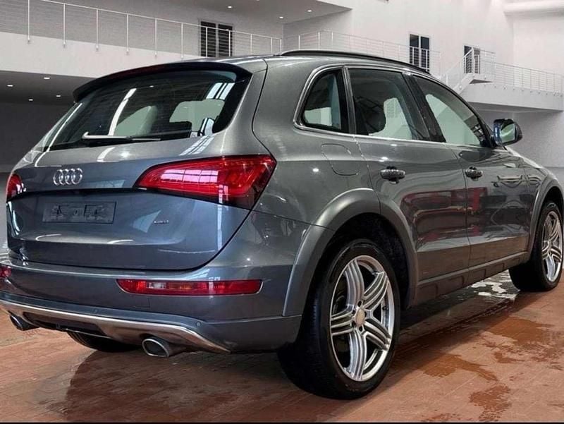 Gebraucht Audi Q5 Comfort 258 PS (189 kW) 2014 Grau SUV