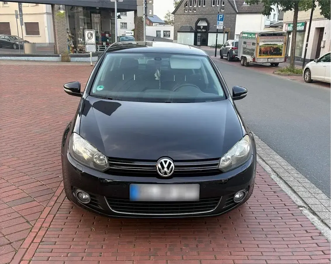 Gebraucht VW Golf VI Style 122 PS (89 kW) 2011 Schwarz Kleinwagen