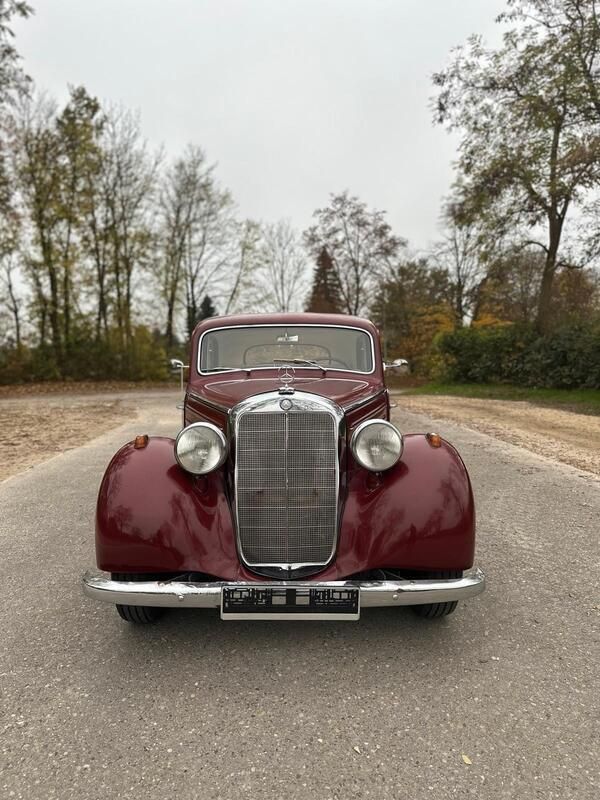 Rot Gebraucht 1953 Mercedes 170 Limousine | 29.800 € - Bild 1/4