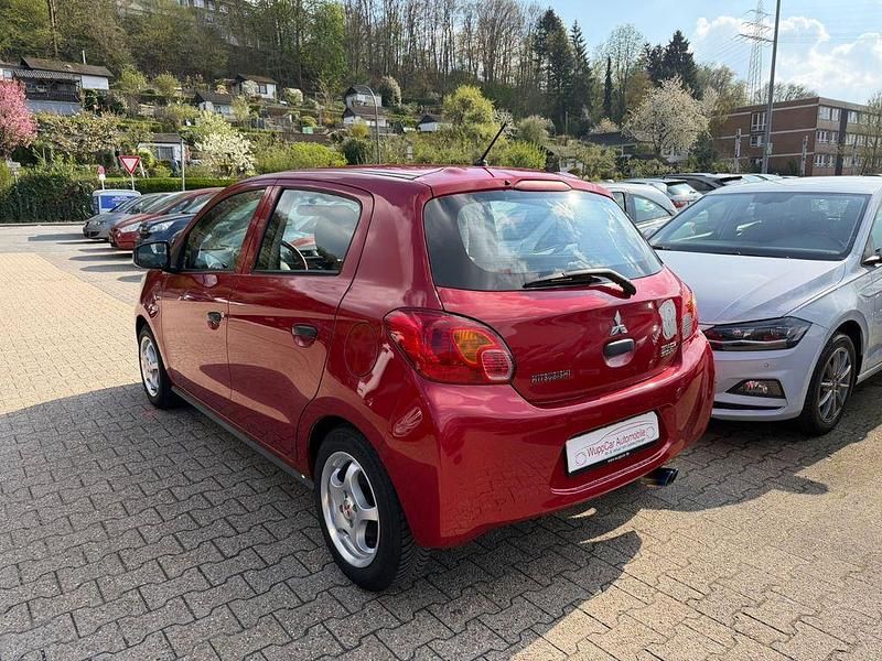 Second-hand Mitsubishi Space Star Classic Collection 71 CP (52 kW) 2015 Roșu Berlinǎ