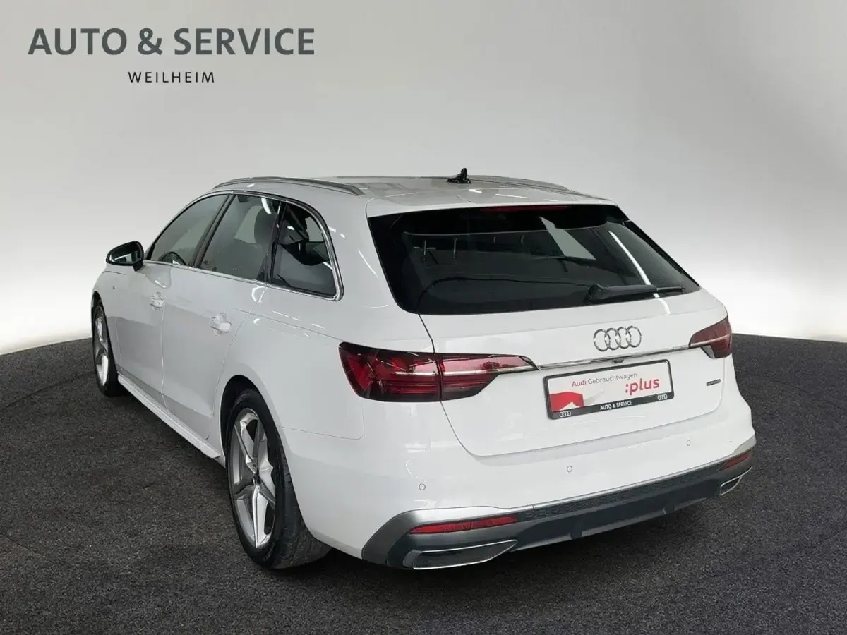 Gebraucht Audi A4 S-Line 286 PS (210 kW) 2023 Ibisweiß Kombi