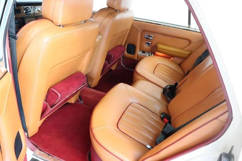 Gebraucht Rolls Royce Silver Spirit 201 PS (147 kW) 1978 Beige Limousine