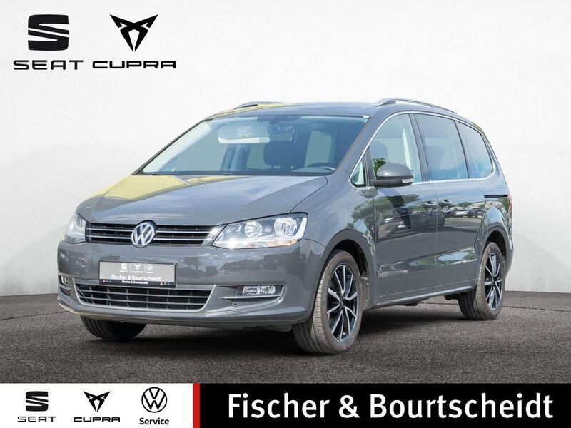 Grau Gebraucht 2017 VW Sharan Highline Van / Kleinbus | 17.980 € (Superpreis) - Bild 1/4