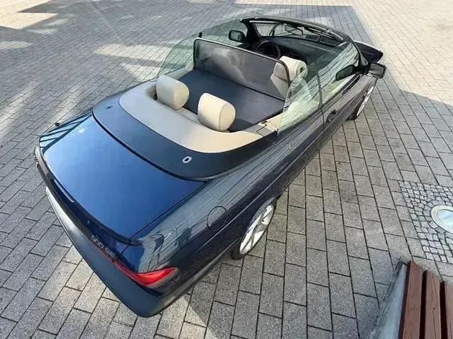 Gebraucht Saab 900 Cabriolet 150 PS (110 kW) 1996 Blau Cabrio
