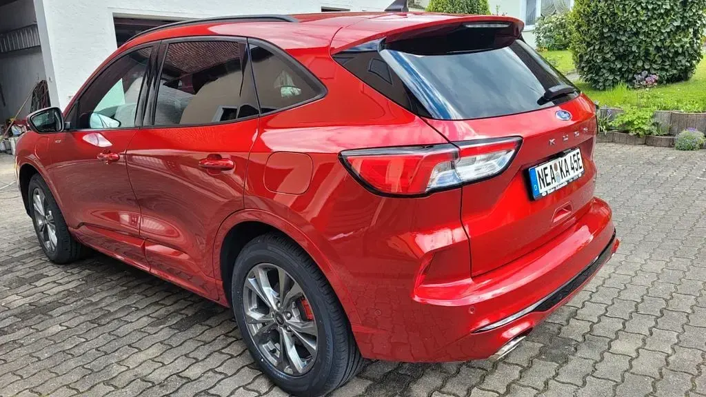 Gebraucht Ford Kuga ST-Line X 224 PS (164 kW) 2021 Rot SUV