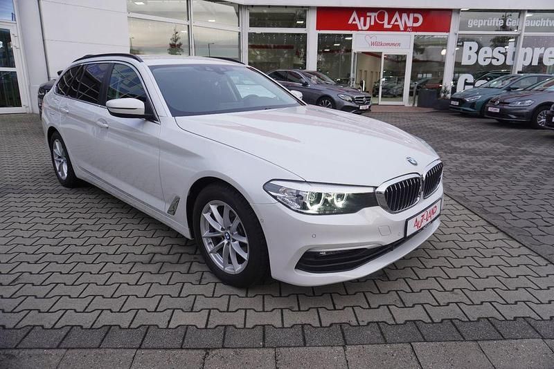 Gebraucht BMW 520 190 PS (139 kW) 2019 Weiß Kombi