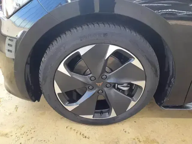 Usata Cupra Born e-Boost 169 kW (231 CV) 2025 Nero Utilitaria
