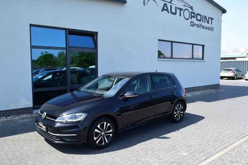Schwarz Gebraucht 2019 VW Golf VII IQ Drive Limousine | 17.590 € (Fairer Preis) - Bild 1/4