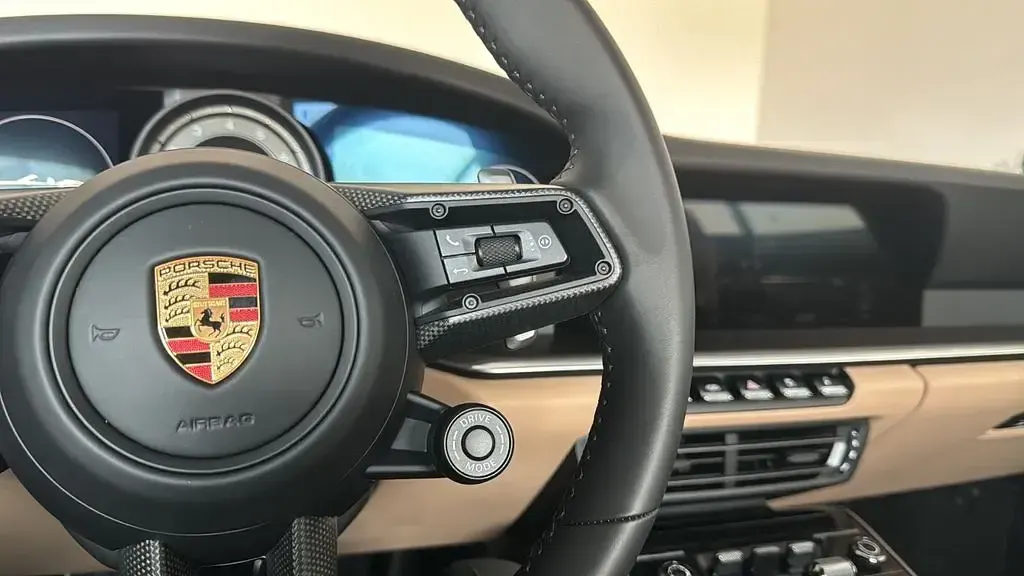 Brugt Porsche 992 581 HK (427 kW) 2023 Sort Cabriolet