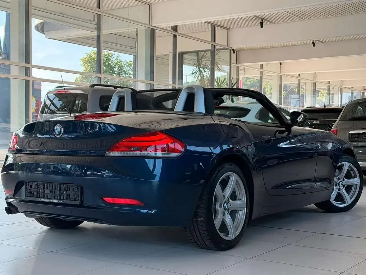 Gebraucht BMW Z4 Comfort Edition 204 PS (150 kW) 2010 Blau Cabrio