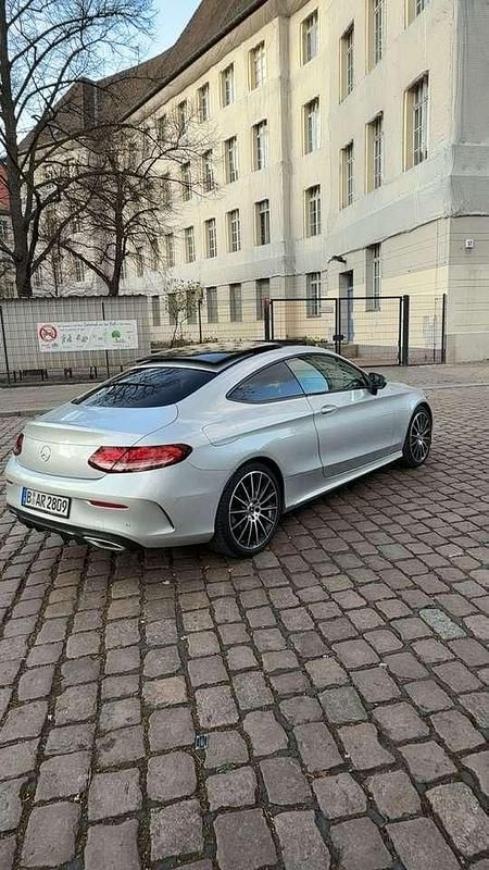 Gebraucht Mercedes C300 AMG line 245 PS (180 kW) 2020 Silber Coupé