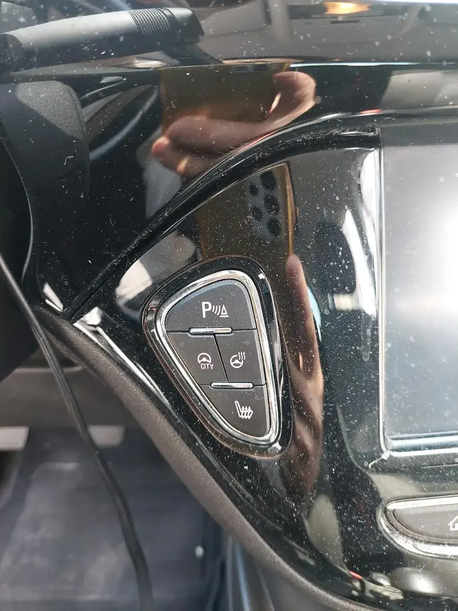 Gebraucht Opel Corsa 90 PS (66 kW) 2018 Schwarz Kleinwagen
