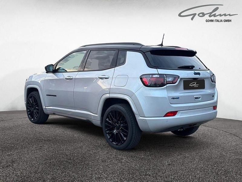 Second-hand Jeep Compass 241 CP (177 kW) 2022 Gri SUV