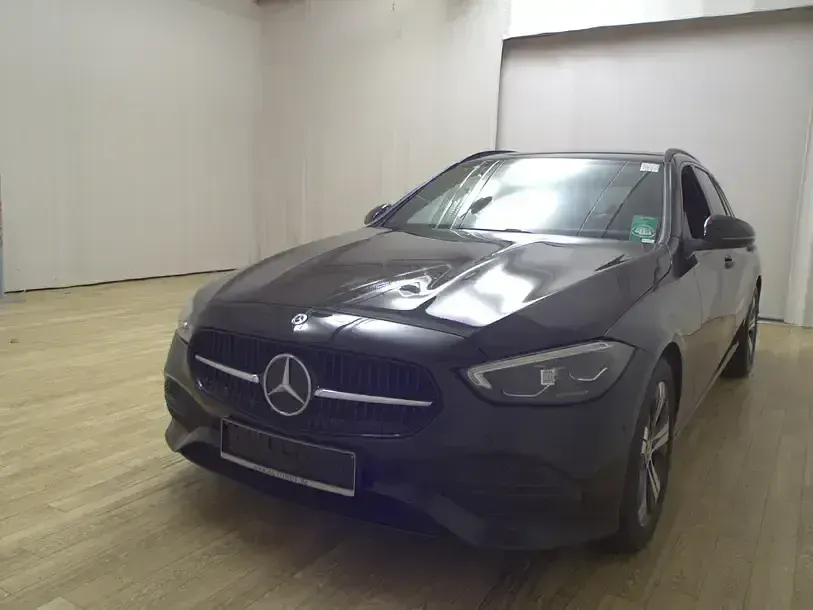 Gebraucht Mercedes C220 Avantgarde 220 PS (161 kW) 2022 Obsidianschwarz perleffekt Kombi