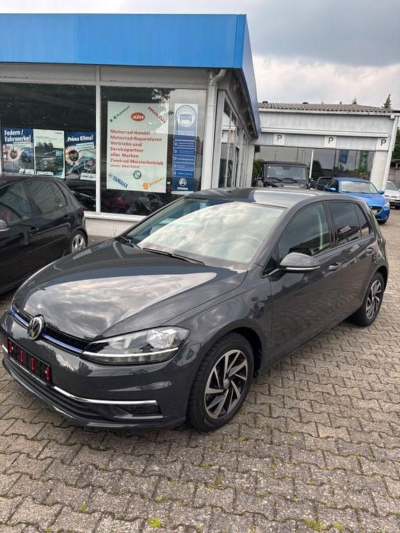 Gebraucht 2018 VW Golf VII Comfortline Kombi | 13.990 € (Guter Preis) - Bild 1/4