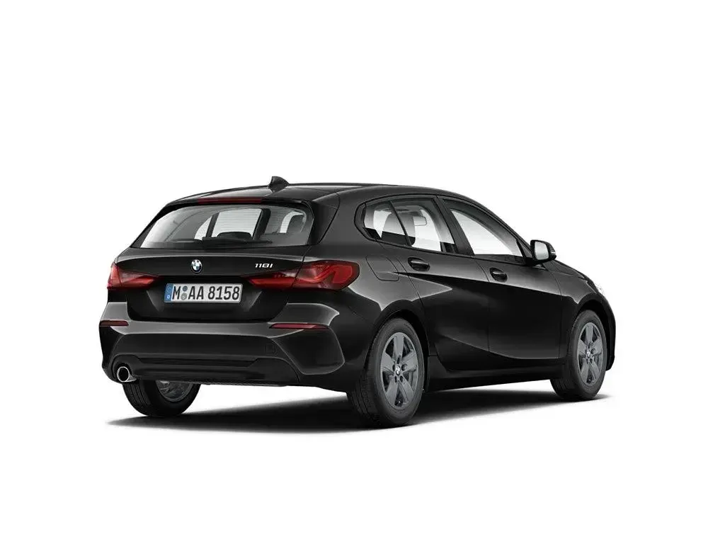 Gebraucht BMW 118 136 PS (100 kW) 2023 Schwarz Kleinwagen