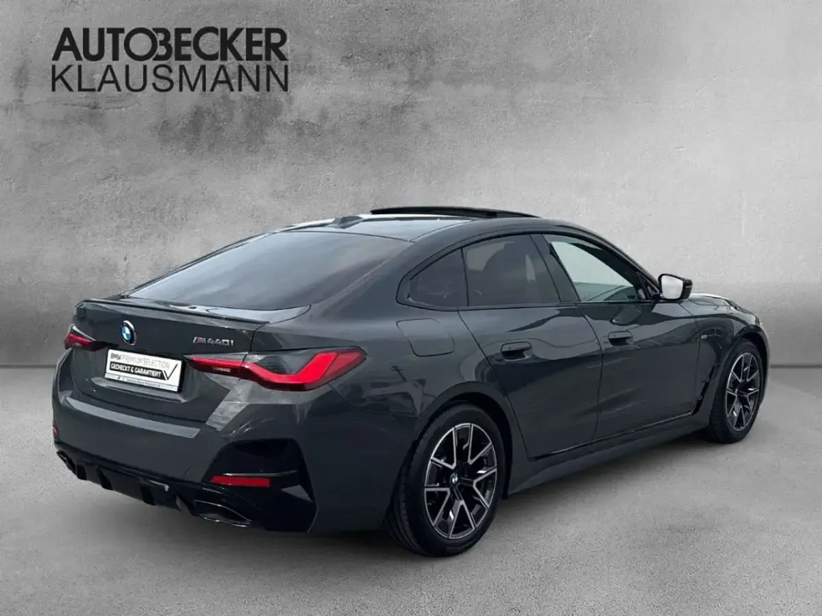 Gebraucht BMW 440 M Sport 387 PS (284 kW) 2024 Dravitgrau metallic Coupé