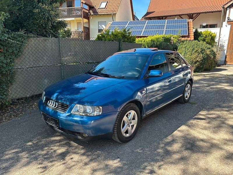 Blau Gebraucht 2002 Audi A3 Limousine | 4.999 € (Teuer) - Bild 1/4