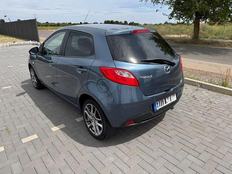 Gebraucht Mazda 2 Sendo 84 PS (61 kW) 2014 Blau Limousine