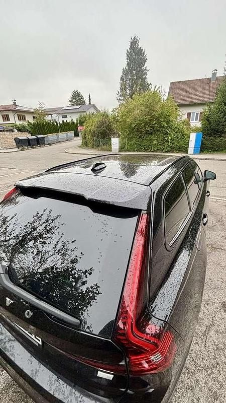 Second-hand Volvo V90 Plus 341 CP (250 kW) 2022 Negru Break