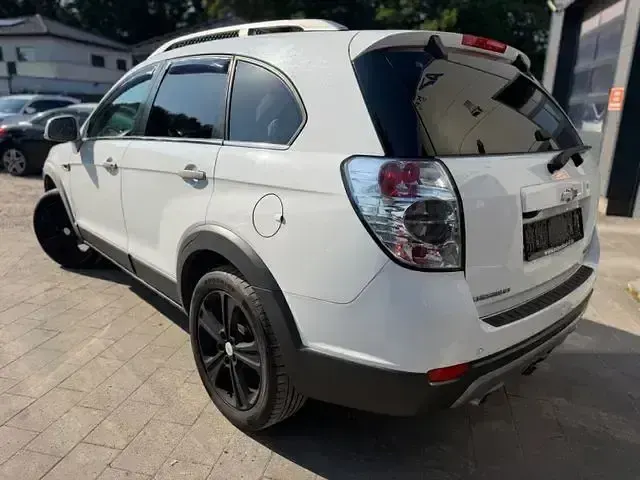 Gebraucht Chevrolet Captiva LTZ 184 PS (135 kW) 2012 Weiß SUV