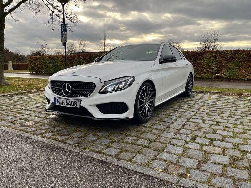 Gebraucht Mercedes C250 204 PS (150 kW) 2018 Weiß Limousine