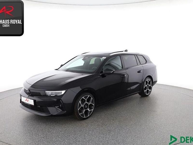 Schwarz (metallic) Gebraucht 2024 Opel Astra GS Line Kombi | 23.480 € (Guter Preis) - Bild 1/4