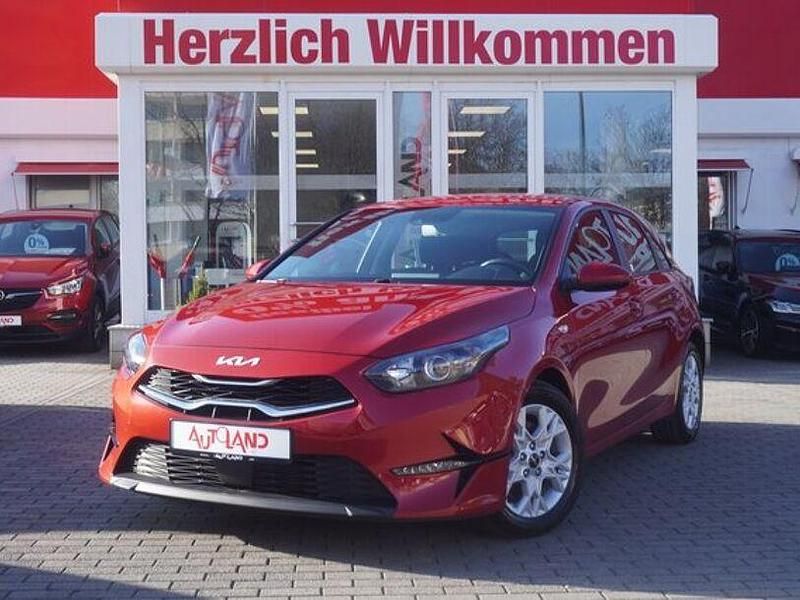 Gebraucht Kia Ceed Edition 7 101 PS (74 kW) 2023 Rot Kleinwagen
