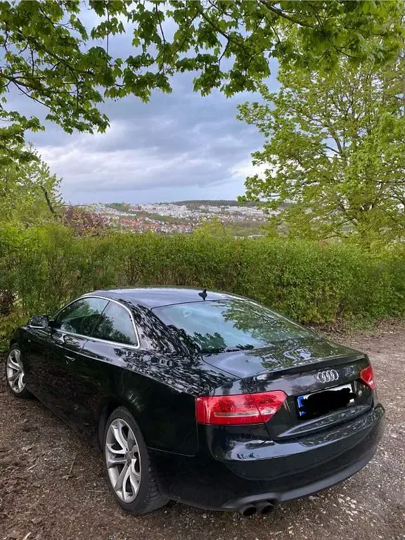 Gebraucht Audi A5 Sport 179 PS (131 kW) 2010 Schwarz Coupé
