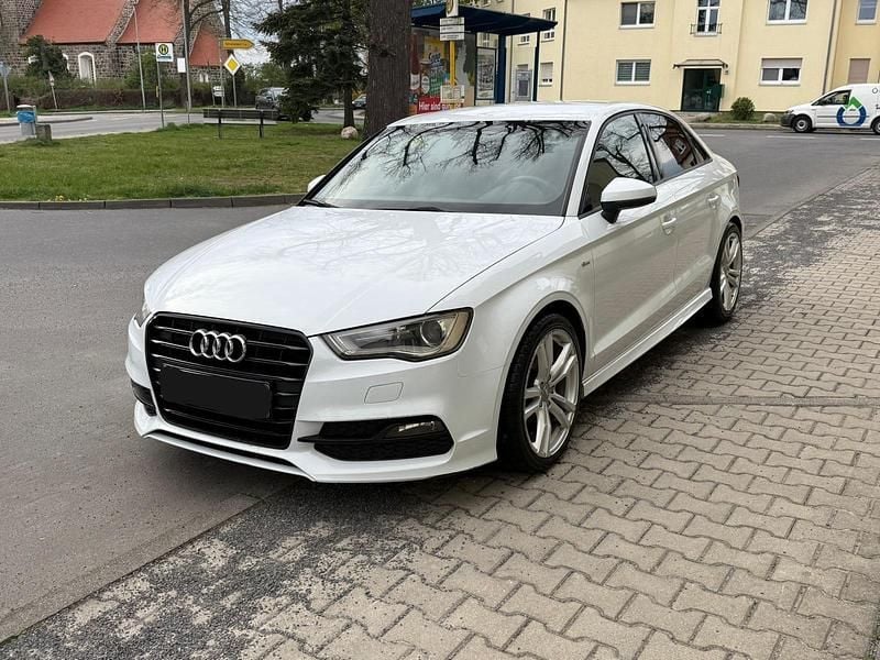 Gebraucht Audi A3 S-Line 110 PS (80 kW) 2016 Weiß Limousine
