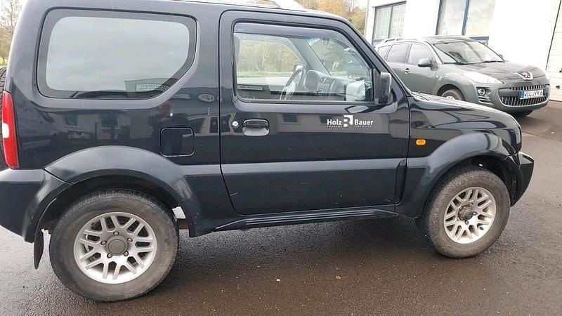 Schwarz Gebraucht 2008 Suzuki Jimny SUV | 3.000 € (Superpreis) - Bild 1/4